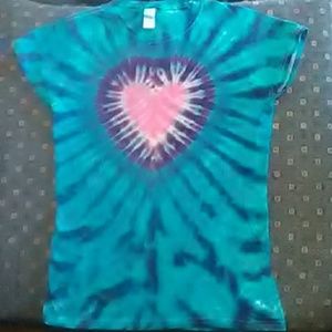 New tye dye by experienced artist